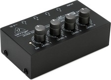 Behringer MICROAMP HA400