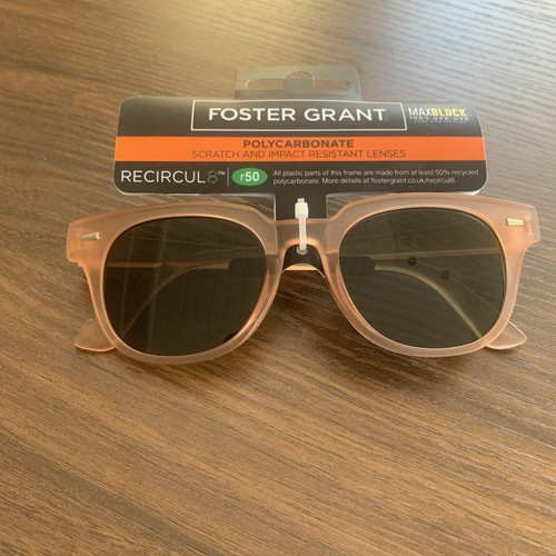 Foster grant woman - foster,