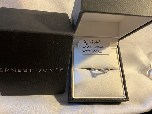 Ernest jones white gold - jones,