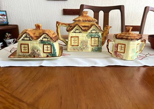 Vintage cottage ware piece - vintage,