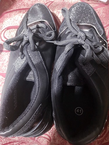 Never worn black - black, heel
