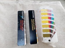 PANTONE Fomula Guide  Solid Coated & Uncoated Third Edition 2006