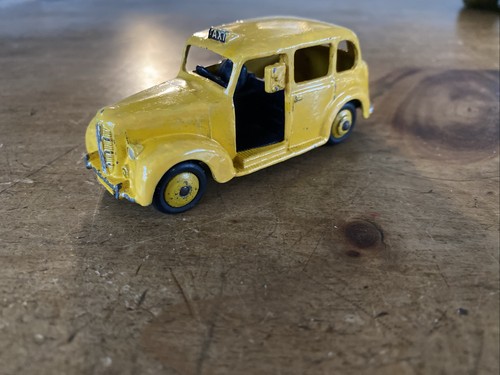 Dinky toys 254 austin - toys,
