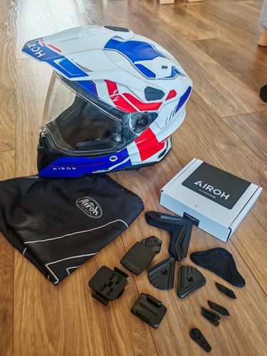 Airoh commander motorcycle - commander,