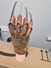 Freddy Glove Part 5 Custom
