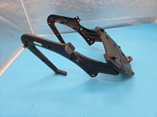 Givi metal top box plate - top,