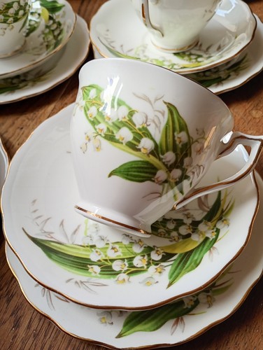 Antique vintage english - english, melba