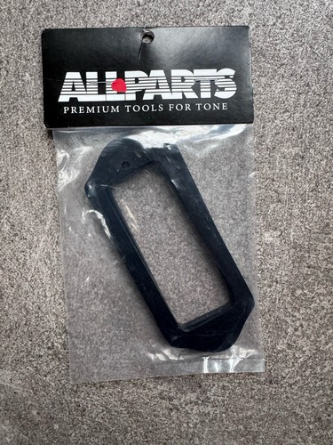 Spacer under dog ear - spacer,