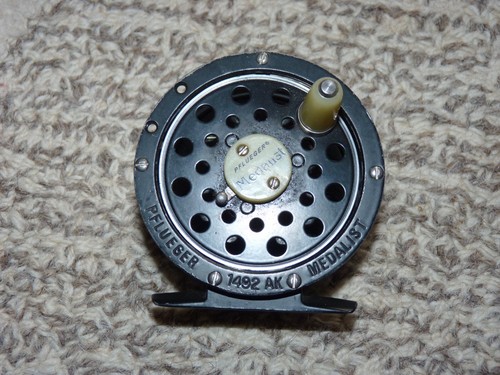 Pflueger medalist 1492ak fly - pflueger,