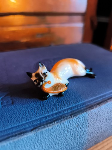 Vintage siamese cat figure - siamese,
