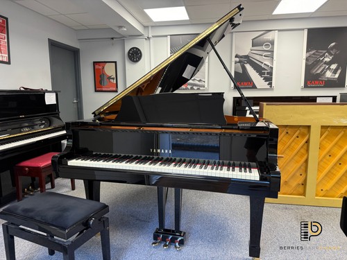 Yamaha grand piano - grand, (2002)