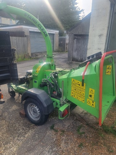 Wood chipper used - chipper,