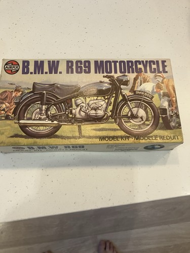 Airfix bmw r69 motorcycle kit - bmw,