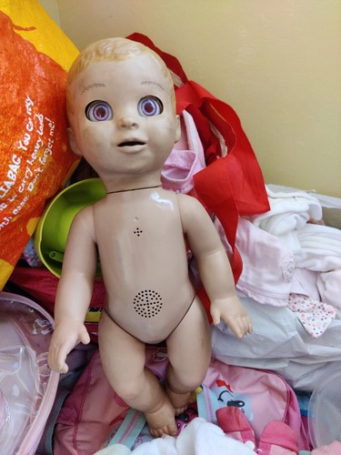 Doll horror non - doll,