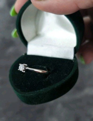 Samuel 9ct white - h.,