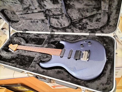 Musicman luke3 electric guitar - musicman,