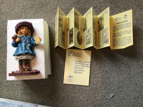 Girl figurine with love - girl,