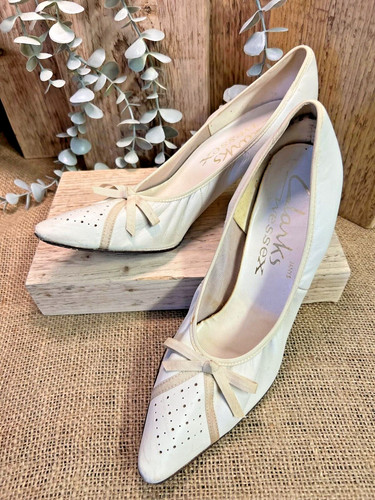Vintage 60s 70s ladies shoes - vintage, 60s/70s