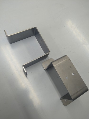 Fence post wall bracket - wall,