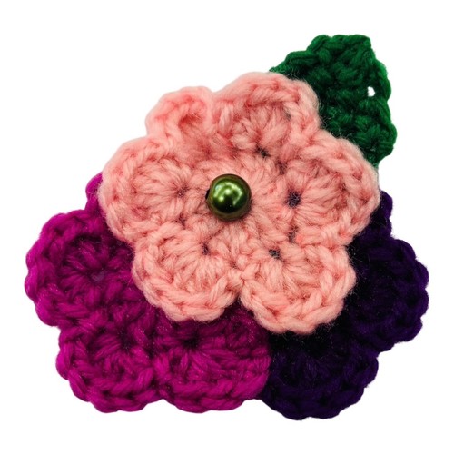 Crochet flower brooch pink - crochet,