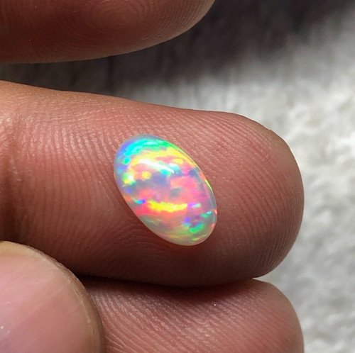 Small carat natural oval - small, 1.35