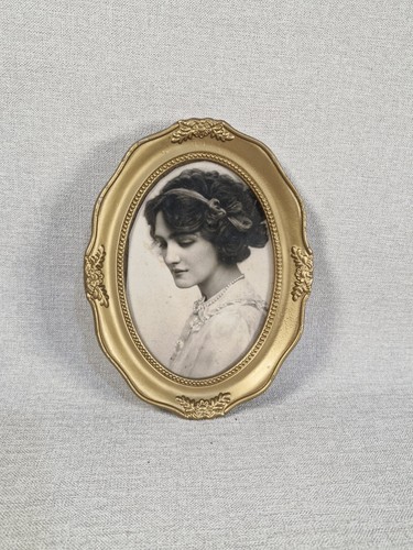 Vintage oval photo - photo, x