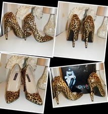 PLEASER Devious Sexy-20 Gold