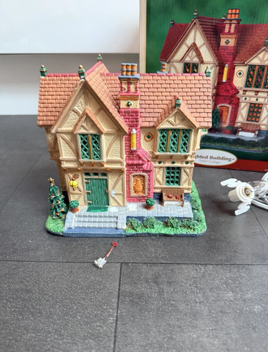 Lemax village collection tudor - collection,