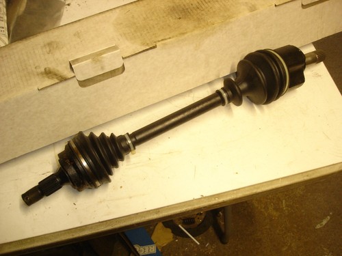 Peugeot 305 front - , driveshaft