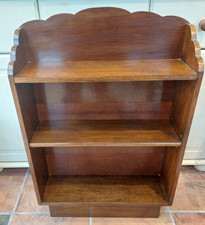Small vintage 3 tier bookcase
