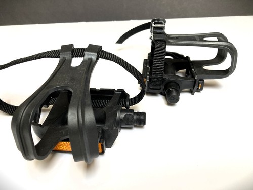 Specialized bike pedals - bike,