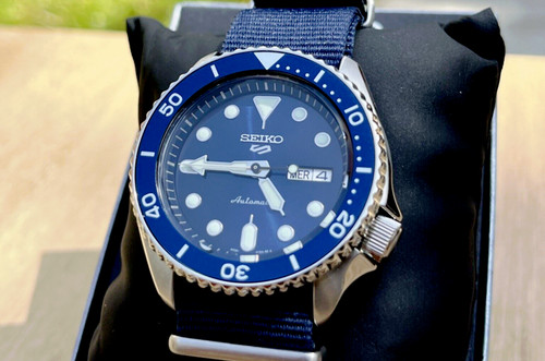 Seiko srpd51k2 sports skx - 5,