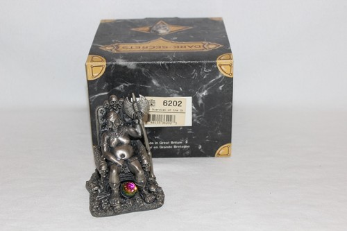 Tudor mint myth magic dark - &,