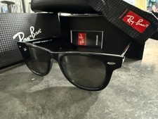 Ray-Ban Wayfarer Sunglasses