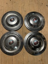 Triumph TR2 TR3 TR3A hub caps