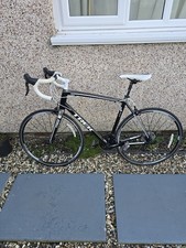 Trek Madone 2.1 Road Bike