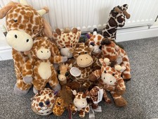 COLLECTION OF GIRAFFE TEDDY