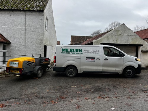 Concrete liquid screed pump - screed,