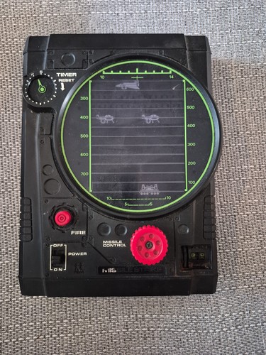 Vintage tomy hit missile - &,
