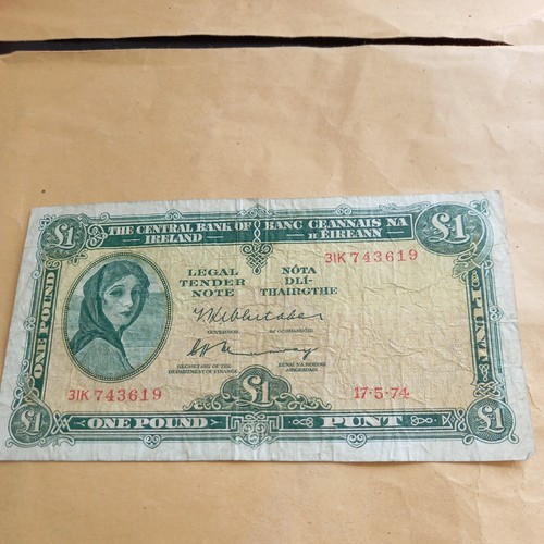 Ireland one pound note - ireland,
