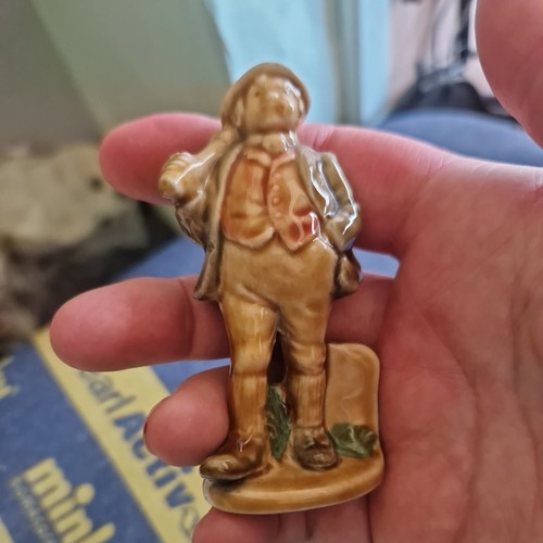 Irish wade male figureine - irish,