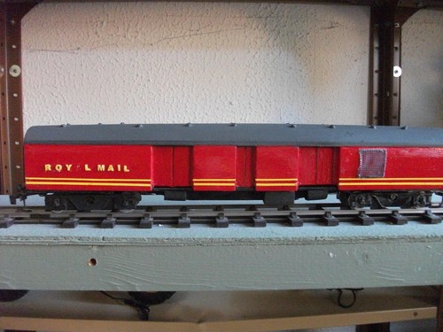 Gauge royal mail sratch - mail,