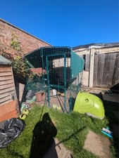 Green Omlet eglu chicken coop and run good condition. Includes rain covers 