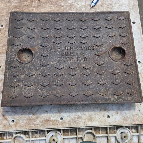 Cast iron manhole - manhole, 642mm