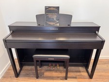 Yamaha Clavinova CLP-470 in