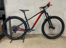 TREK ROSCOE 8 2025 MOUNTAIN