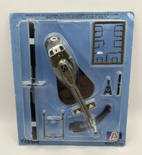 FABBRI ITALERI 1/100 DIECAST FIGHTER HELICOPTER - UH-1 HUEY