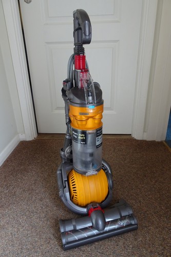 Dyson dc24 upright - dyson,