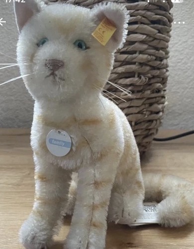 The steiff junior mohair - the,