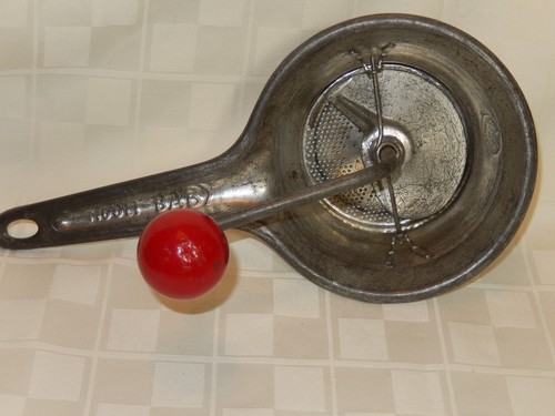 Vtg brevete mouli - baby, food